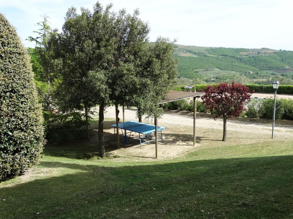 Casale Poggio Colpiccione Apartment ปัสซีญาโน ซุล ตราซีเมโน ภายนอก รูปภาพ