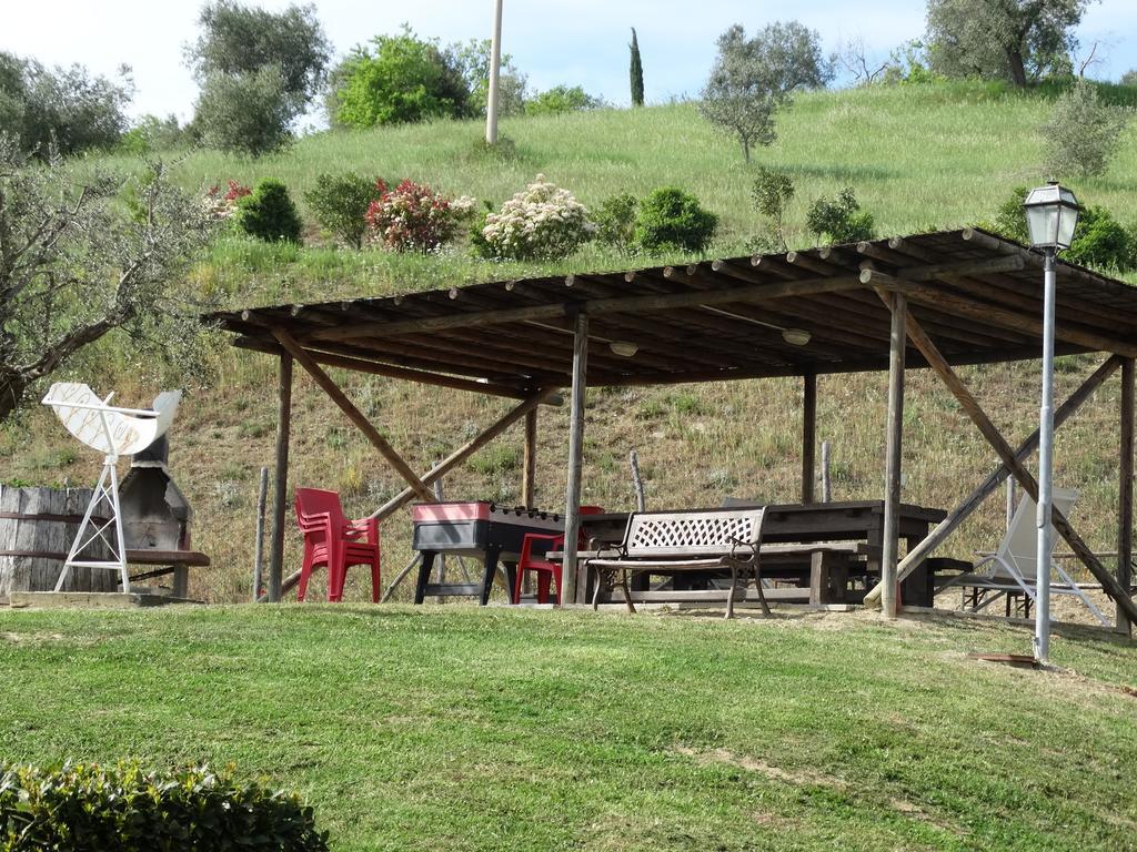 Casale Poggio Colpiccione Apartment ปัสซีญาโน ซุล ตราซีเมโน ภายนอก รูปภาพ