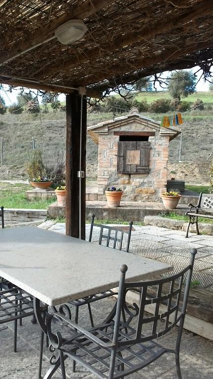 Casale Poggio Colpiccione Apartment ปัสซีญาโน ซุล ตราซีเมโน ภายนอก รูปภาพ