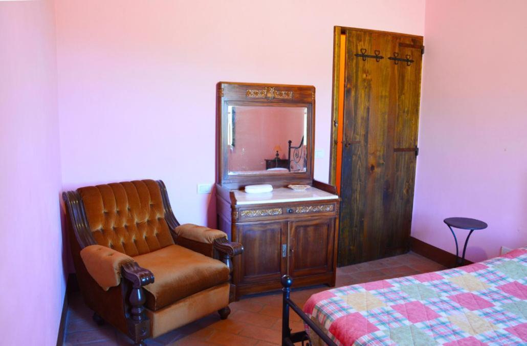 Casale Poggio Colpiccione Apartment ปัสซีญาโน ซุล ตราซีเมโน ภายนอก รูปภาพ